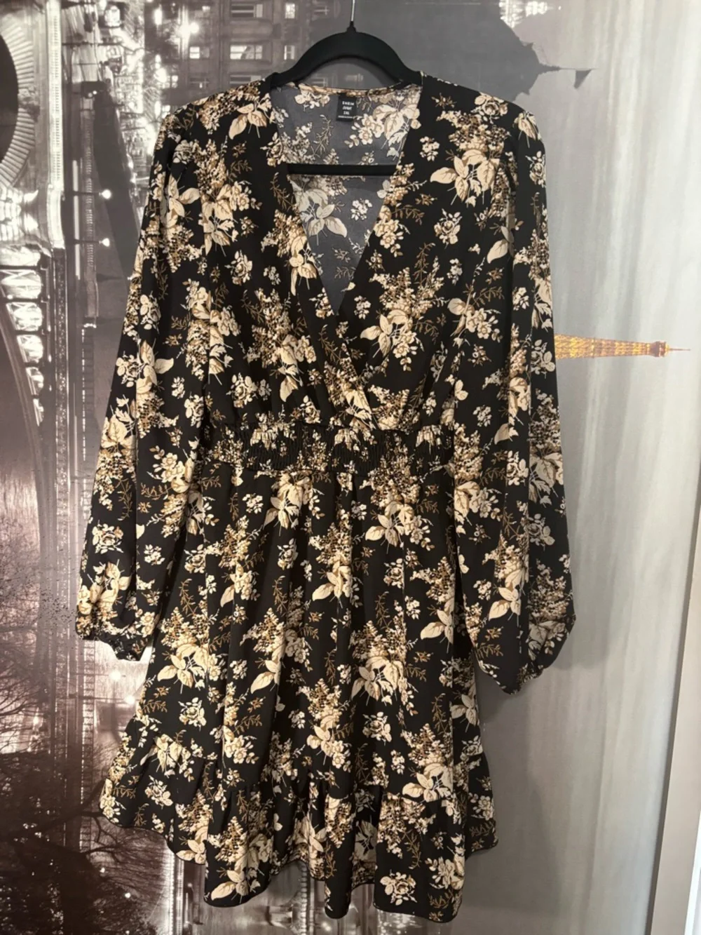 Floral Long Sleeve V-Neck Wrap Dress - Black & Red bundle of two! - Picture 3 of 3